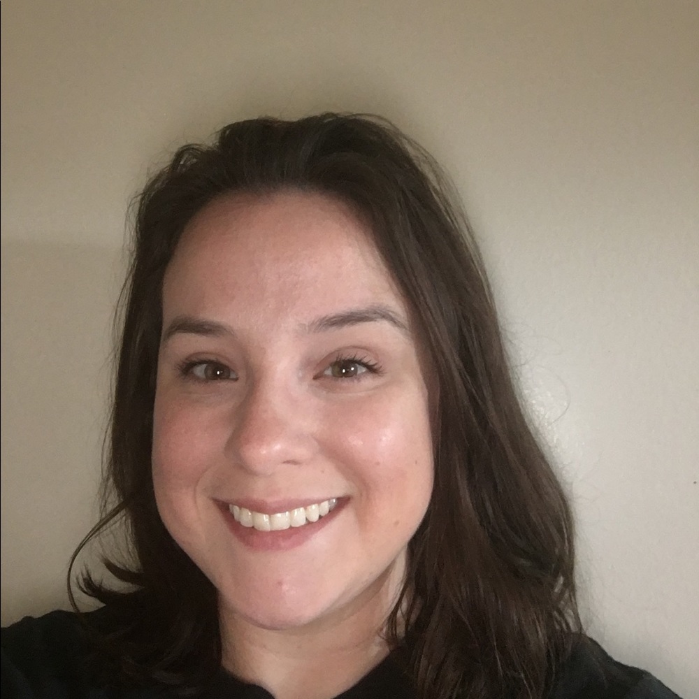 Meet your Posher, Elizabeth