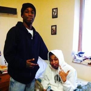 Meet your Posher, Dezzel