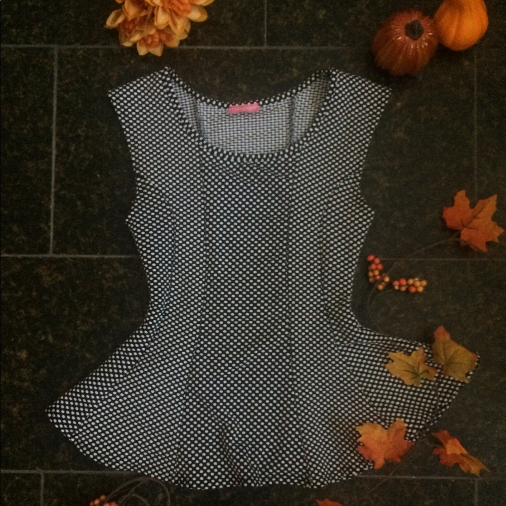 Peplum top . Size large.