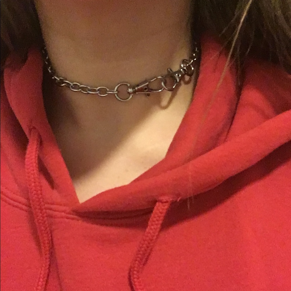 Multi wearable chocker chain