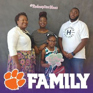 Meet your Posher, Leslie