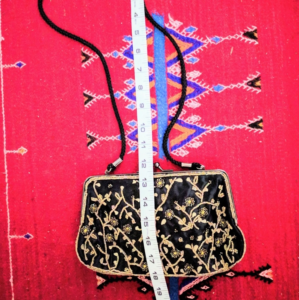 Vintage Style Purse w/Gold Beading - Picture 4 of 7