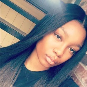 Meet your Posher, Deasia