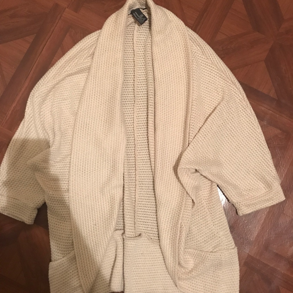 Cable knit cardigan