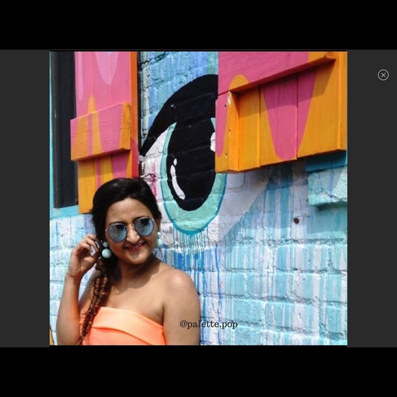 💕NWT BEADED BALL DROP EARRINGS! BLUE AND YELLOW! - Picture 4 of 8