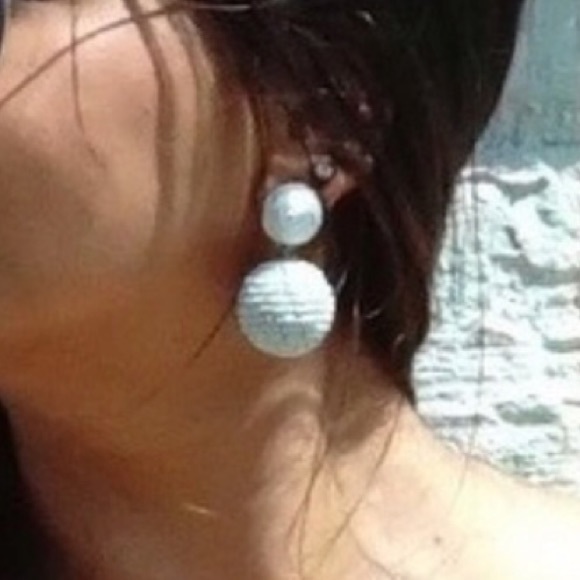 💕NWT BEADED BALL DROP EARRINGS! BLUE AND YELLOW! - Picture 6 of 8