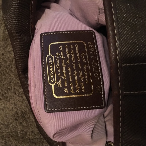 Coach - Picture 7 of 7