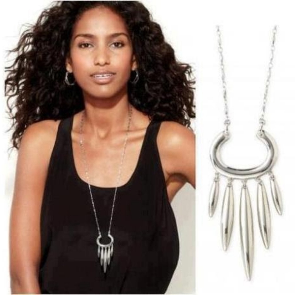 Stella & Dot Nahla Necklace