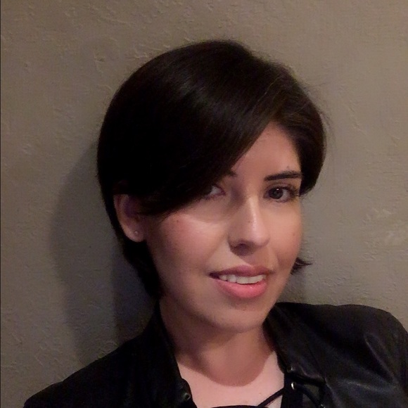 Meet your Posher, Maria - Picture 1 of 1