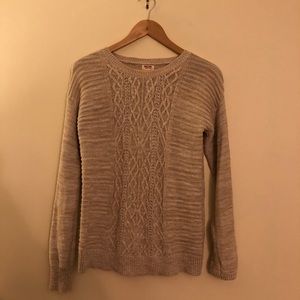 oatmeal cable knit sweater 🍂