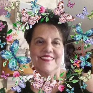 Meet your Posher, Evelyn