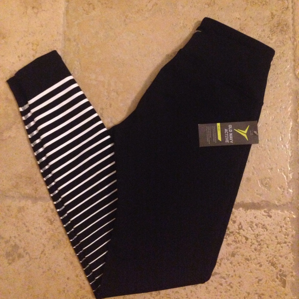 Old navy active go dry workout leggings
