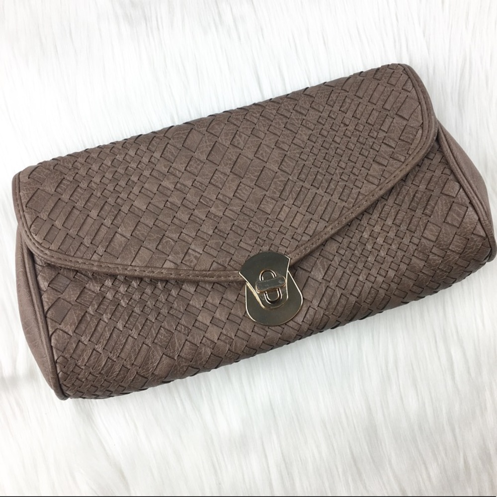 Woven Clutch with Chain Strap