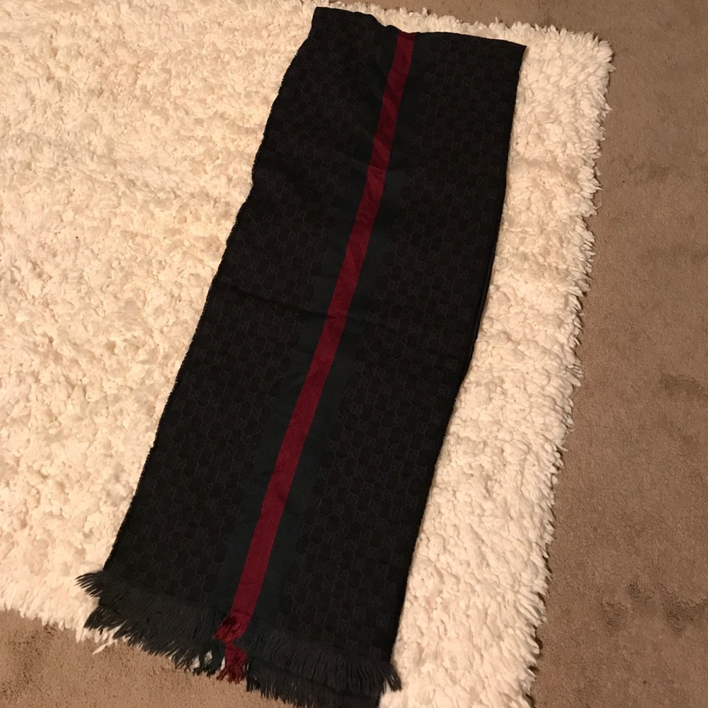 Authentic Gucci scarf