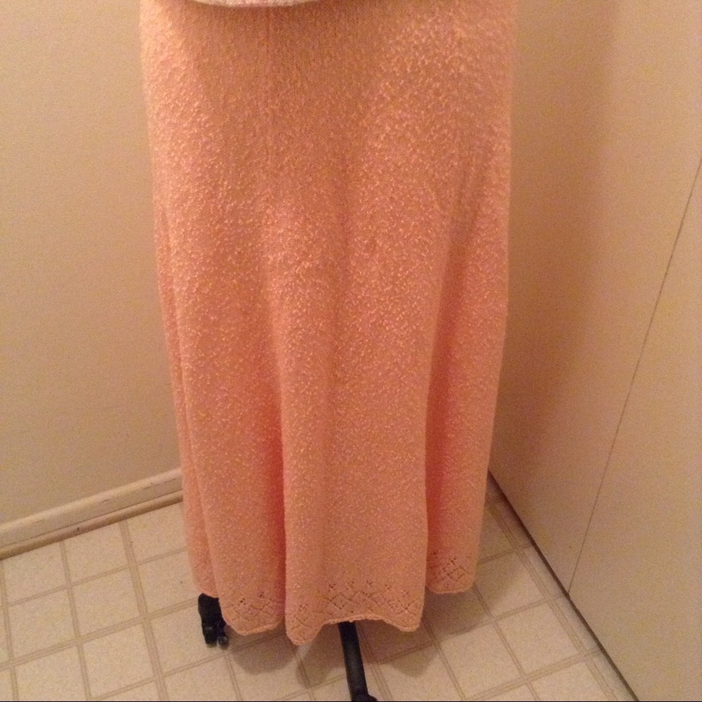 Pink maxi knit skirt