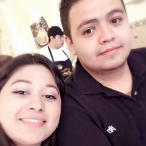 Meet your Posher, Leticia