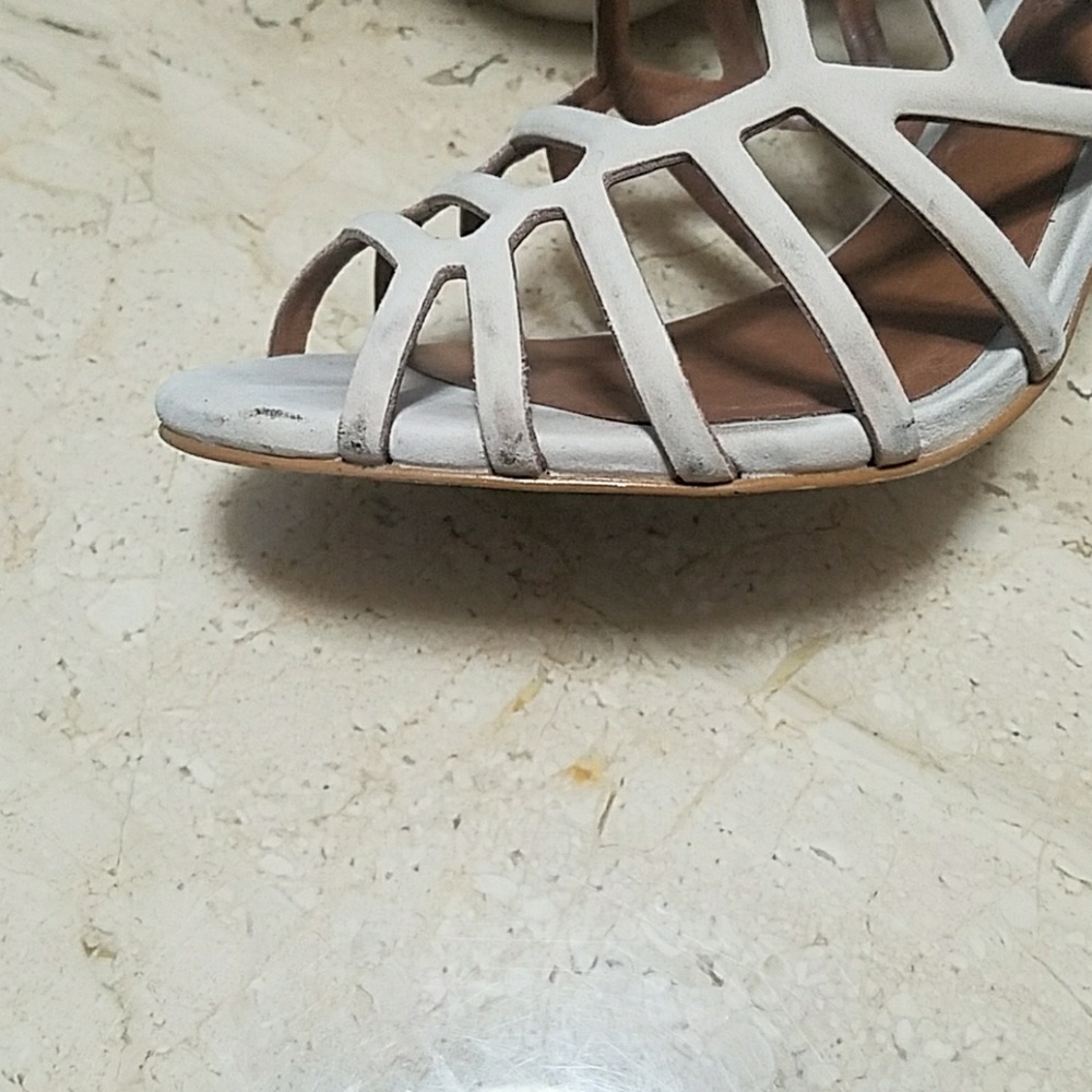 Steve Madden nude heels - Picture 3 of 3