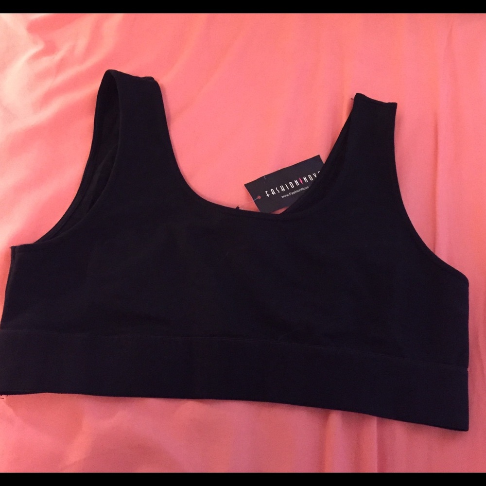 NWT fashion nova black crop top