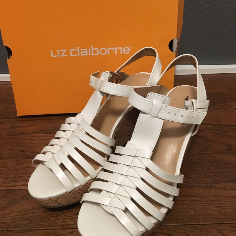 Liz Claiborne White Kila sandals