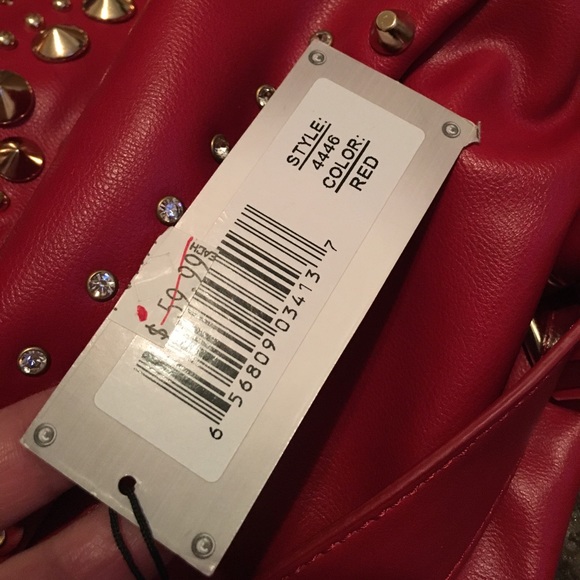 Red purse - Picture 5 of 5