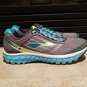 Brooks Ghost 9