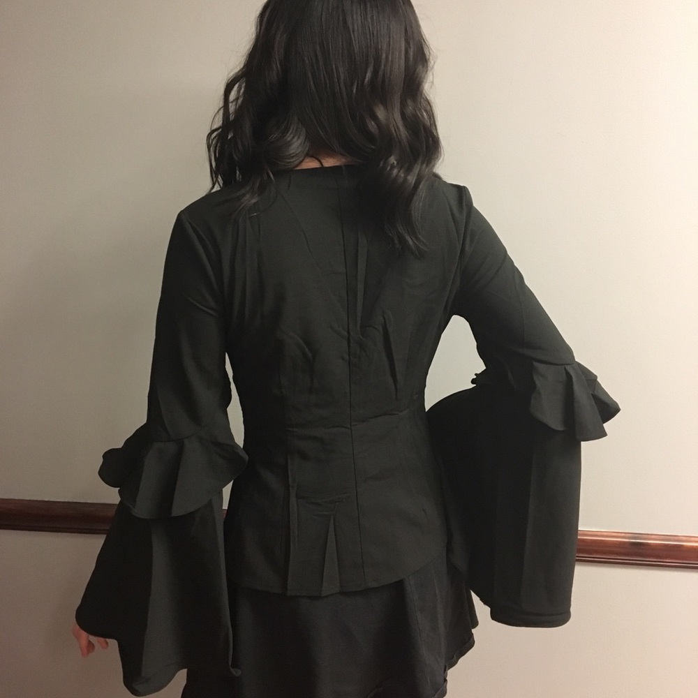 LAST ONE! Lace up blouse with bell sleeves - Picture 4 of 5