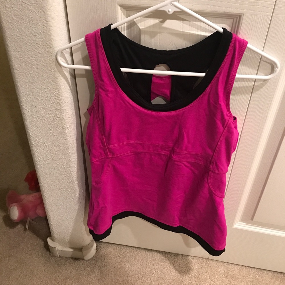 Work out tank top barely used