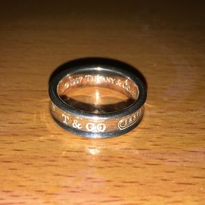 Tiffany & Co. - Silver Ring Size 9