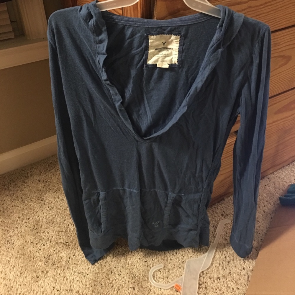 American Eagle Sweater top with hood