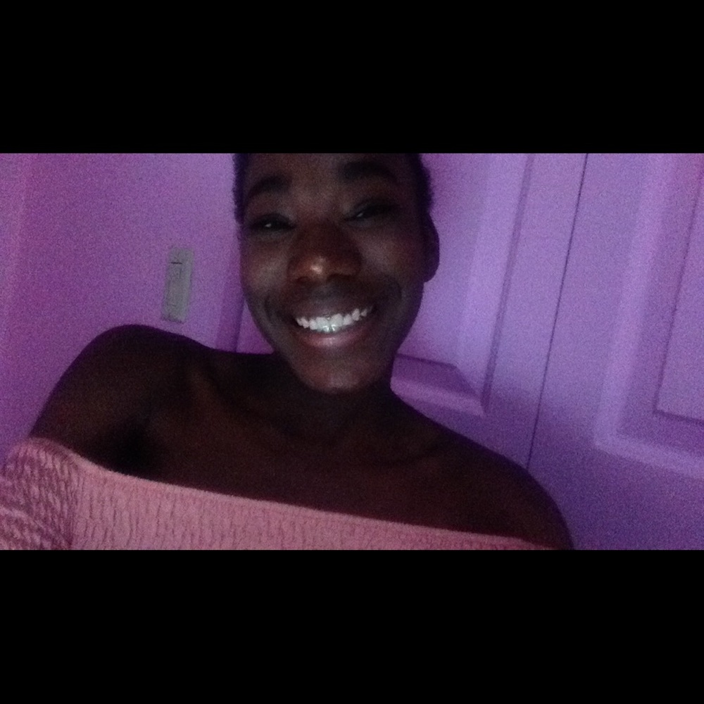 Meet your Posher, Rebekah