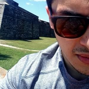 Meet your Posher, Jorge elier