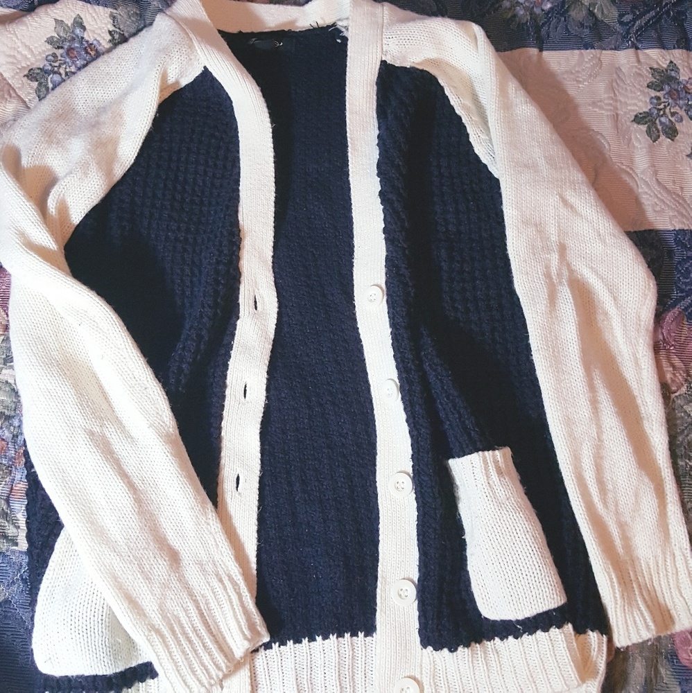 Forever 21 Cardigan Size Small