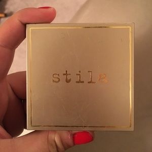 Stila Heaven's Hue Highlighter in Kitten
