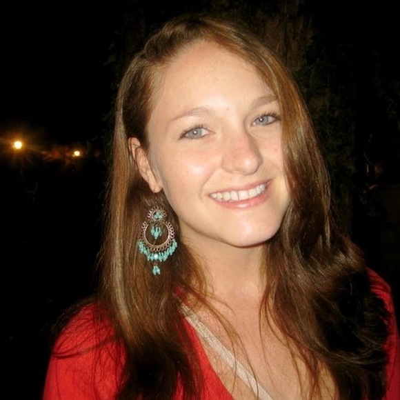 Meet your Posher, Elizabeth - Picture 1 of 1