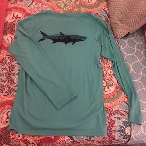 long sleeve patagonia tee