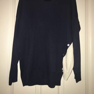 navy/white sweatshirt