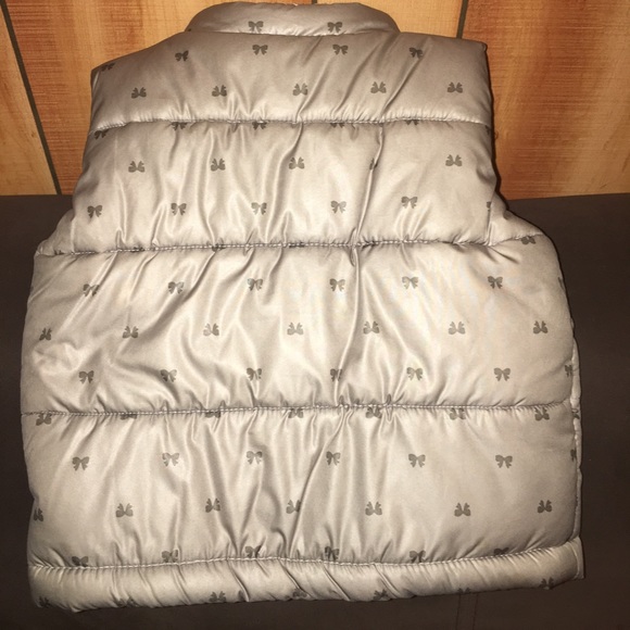 Carters zip- up puffer vest - Picture 3 of 3