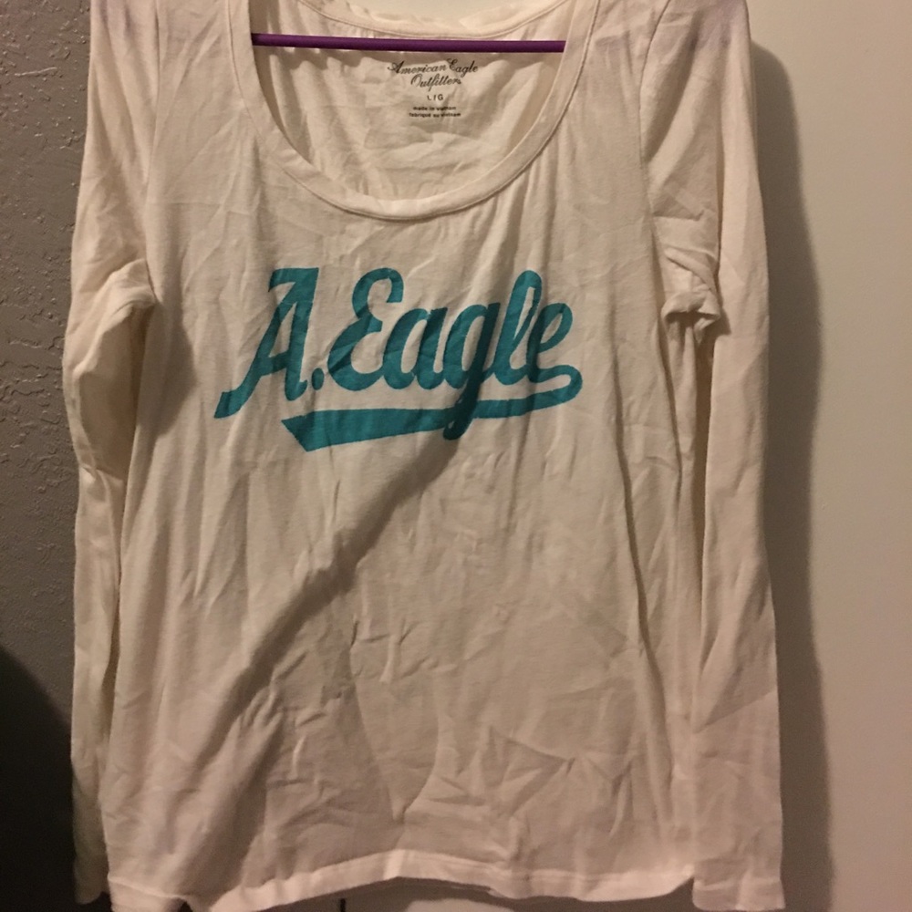 Cream American Eagle long sleeve