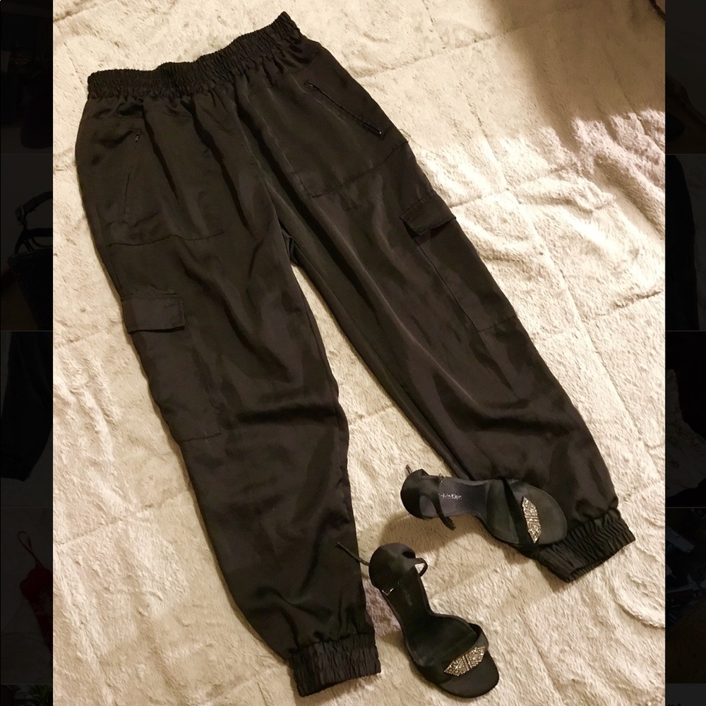 Silk singed black slim ladies hammer pants!😎