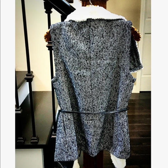 ⭐️Fall Clearance: Only 1 Left!! Size M! 5⭐️Rated!! - Picture 4 of 4