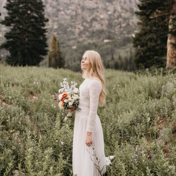 Meet your Posher, Jessica - Picture 1 of 1