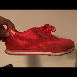 Orange reebok sneakers size 7.5