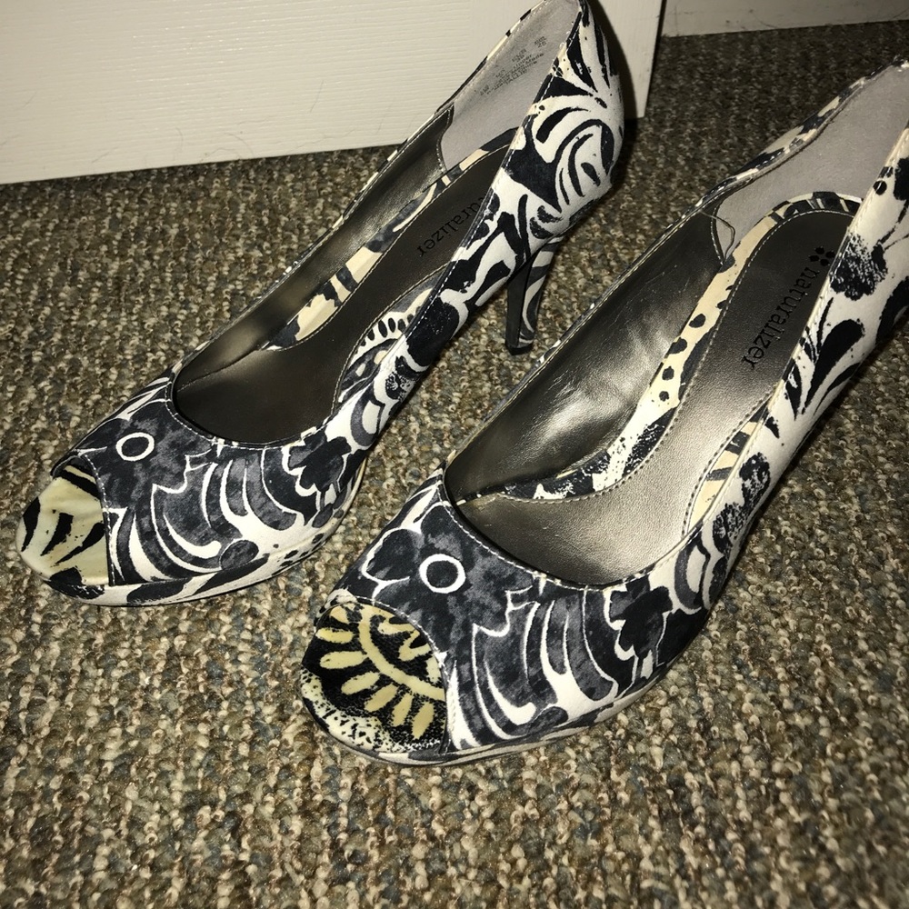 Open toed heels