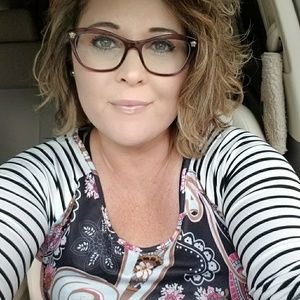 Meet your Posher, Leslie