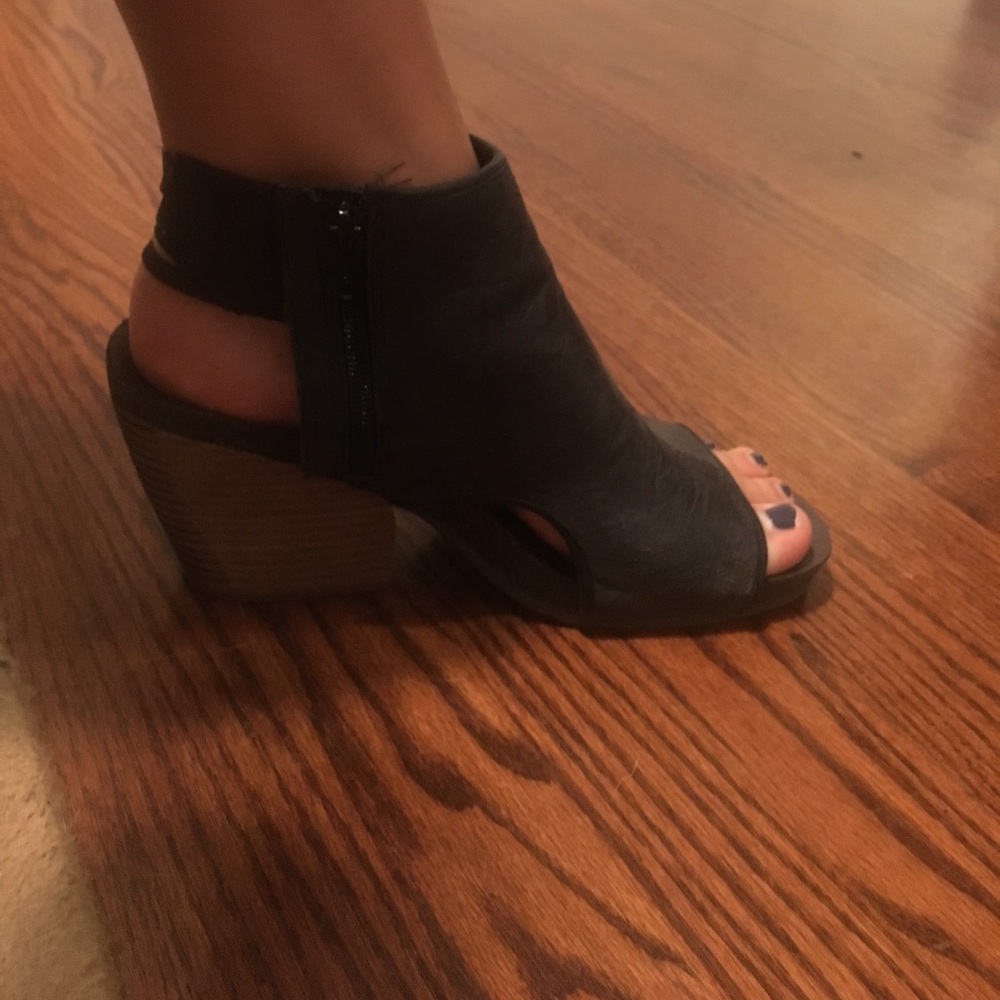 OTBT BLACK BOOTIES