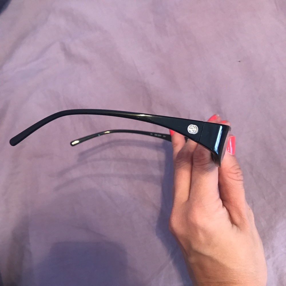 Gucci frame