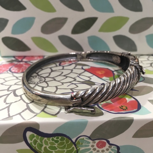 Beautiful bangle - Picture 2 of 2