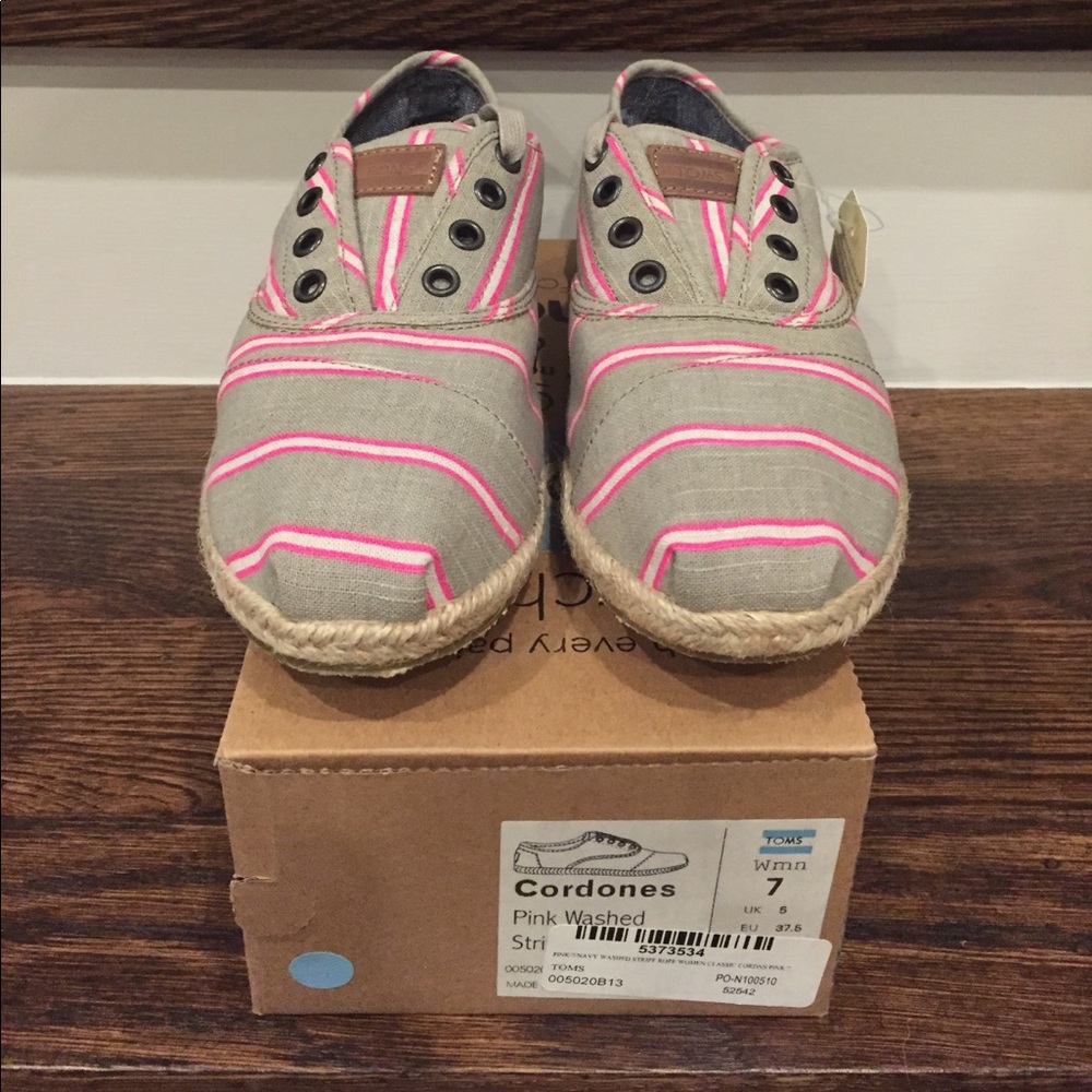 TOMS Striped Cordones