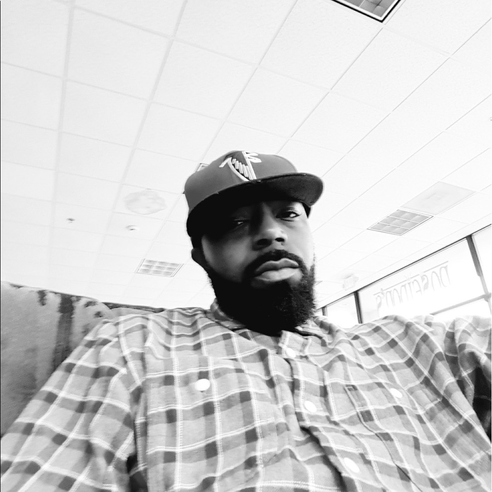 Meet your Posher, Derek