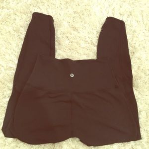 Lululemon black Wunder Under crop pants